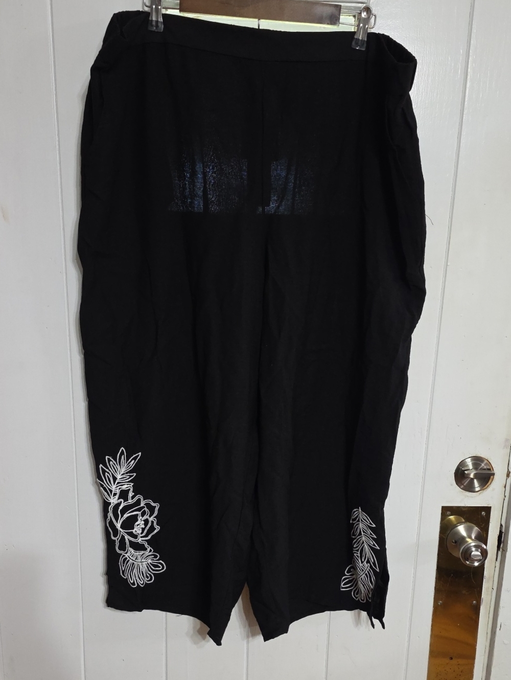 Ruby Rd Woman Pants Black White Embroidery Stretchy Pull On Lightweight Sz 24W